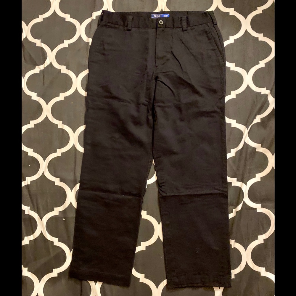 Men’s black Izod pants
